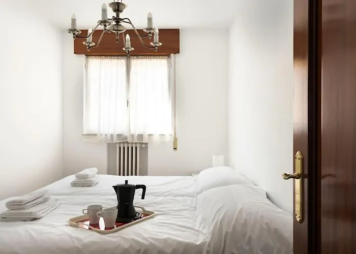 El Clavelar Del Sablon * Llanes